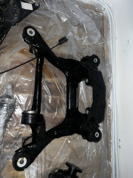 BMW E46 fut�m� difi / f�ltengely / b�lcs� ~fel�j�tott