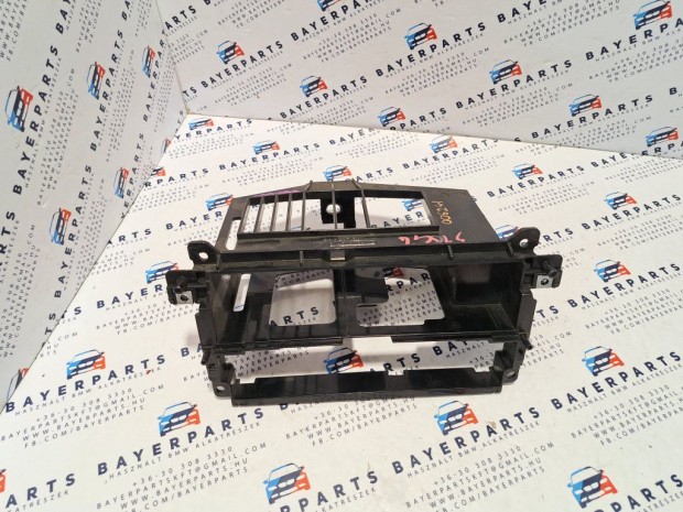 BMW E46 középső konzol rádió klímapanel középkonzol keret - kis hibáv