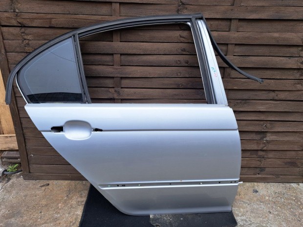 BMW E46 sedan ezüst titansilber titansilver jobb hátsó ajtó