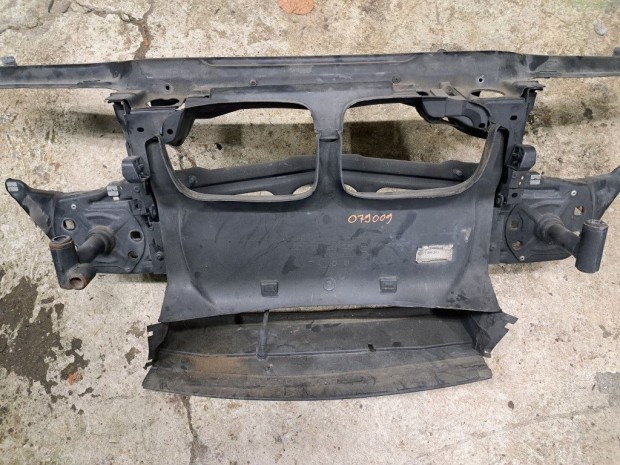 BMW E46 sedan touring benzines z�rh�d homlokfal l�gbe�ml�vel