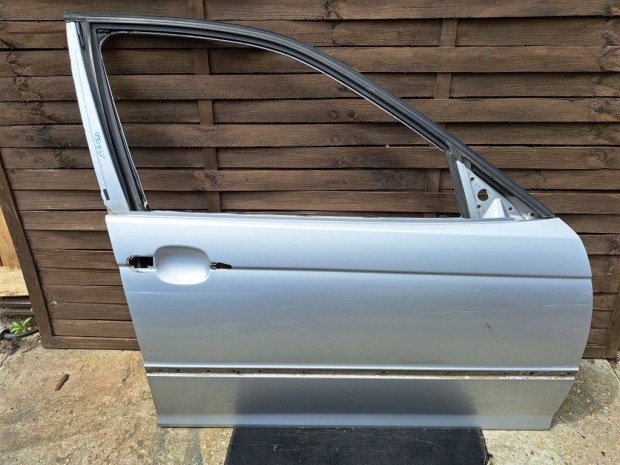 BMW E46 sedan touring ezüst titansilber titansilver jobb első ajtó