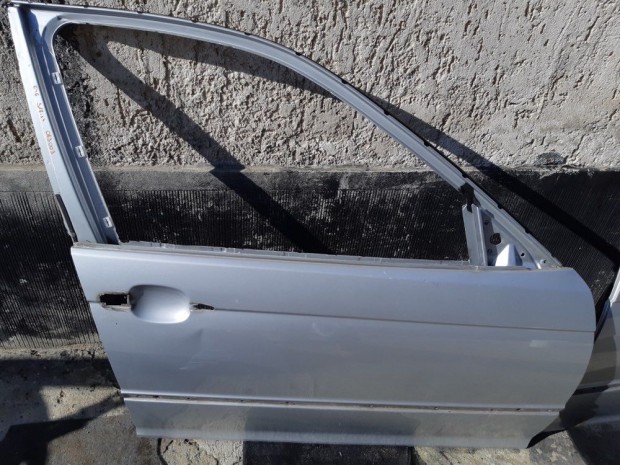 BMW E46 sedan touring ezüst titansilber titansilver jobb első ajtó