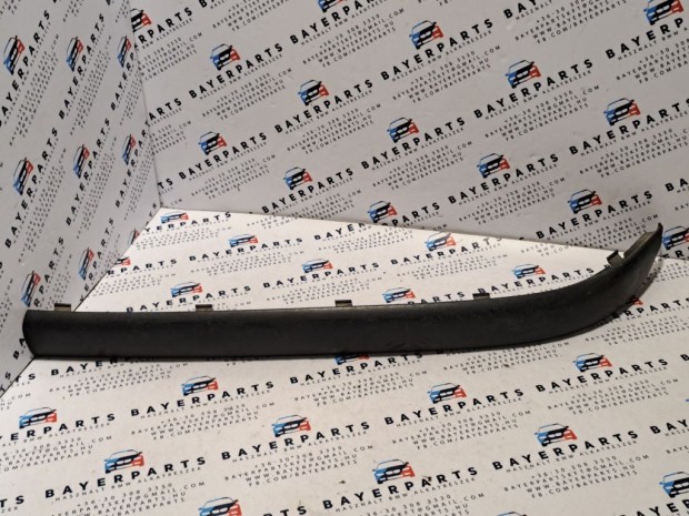 BMW E46 sedan touring facelift l�kh�r�t� bal els� d�szl�c m�anyag