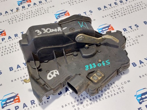 BMW E46 sedan touring jobb hátsó kifelé nyíló kilincses ajtó zár zárs