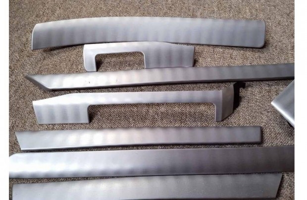 BMW E46 szálcsiszolt aluminium Alu saulen díszléc szett
