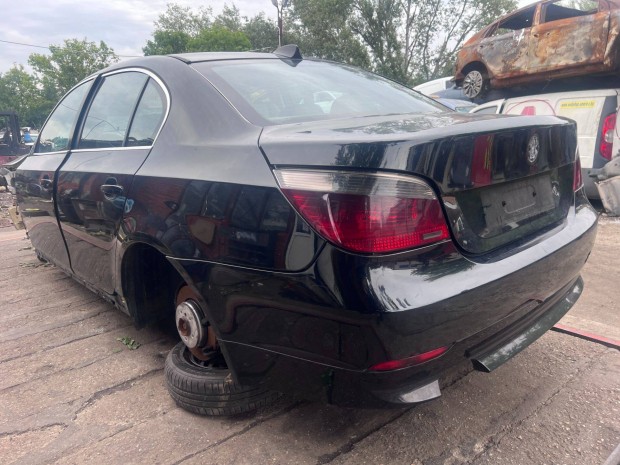 BMW E60 525D (2004) 256D2 Alkatrészek #M2844