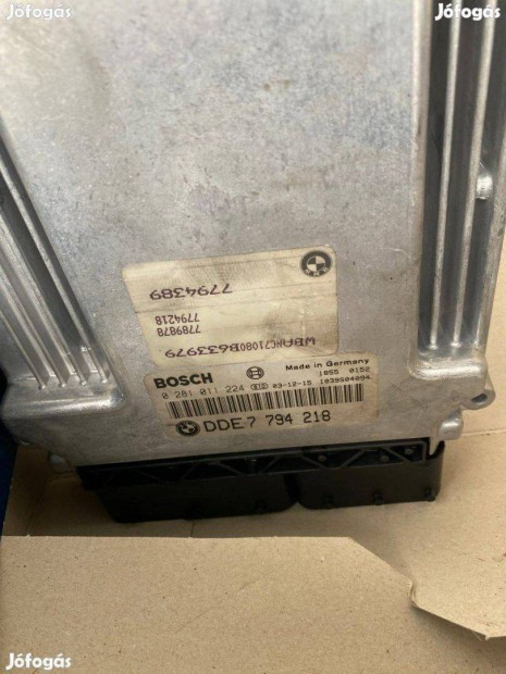 BMW E60 530 Motorvezérlő 0 281 011 224, 7 794 218 besszer gari