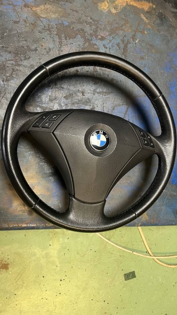 BMW E60 61 kormny + lgzsk 