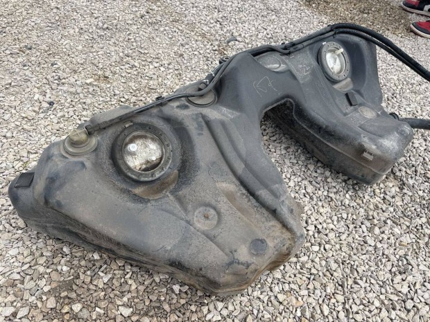 BMW E60 E61 Diesel Tank tank ac 520d 525d 530d 535 6765849