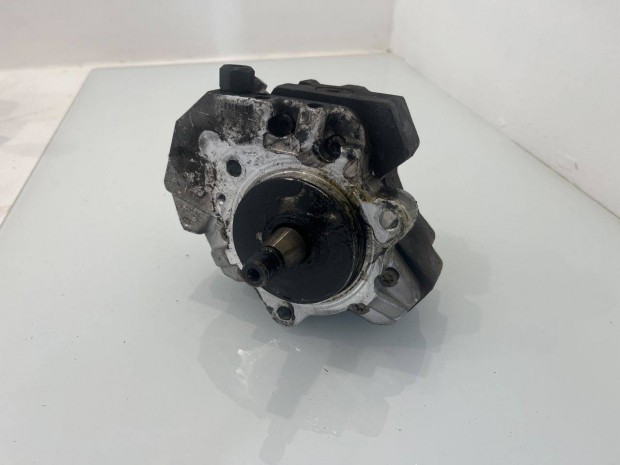 BMW E60 E61 E90 E91 E87 E46 E83 R70 magasnyomású pumpa