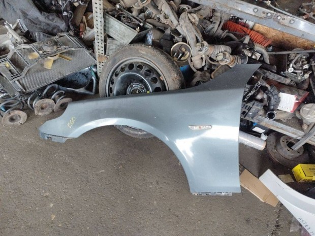 BMW E60 / E61 bal első sárvédő