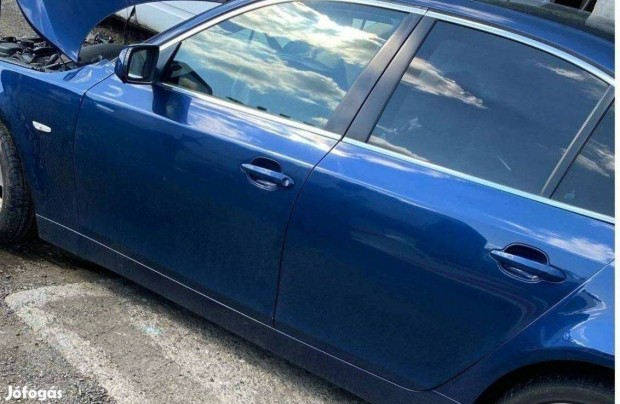 BMW E60 balos első hátsó ajtók 2003-tól 2010-ig jobbos első hátsó ajtó