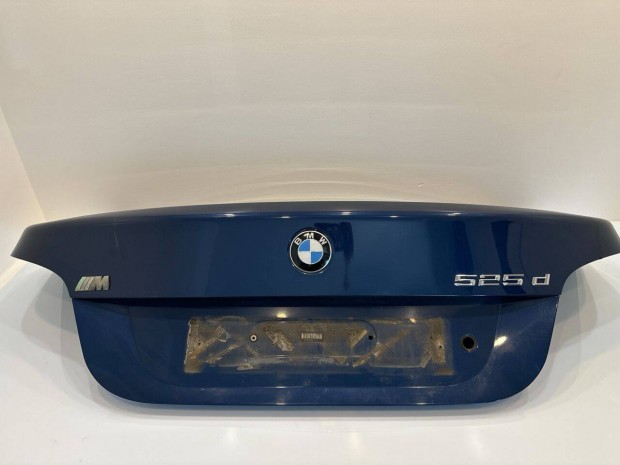 BMW E60 csomagtrajt