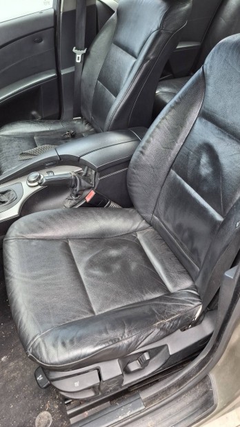 BMW E60 fekete br bels