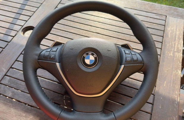 BMW E70/71 Kormány F1 váltoval légzsákkal profi gyári újra bőrözött