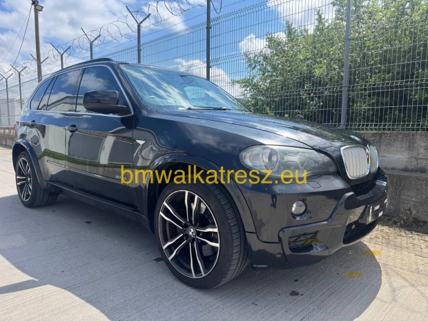 BMW E70 Bontás 306D5 N57D30 alkatrész bőr 7 személyes