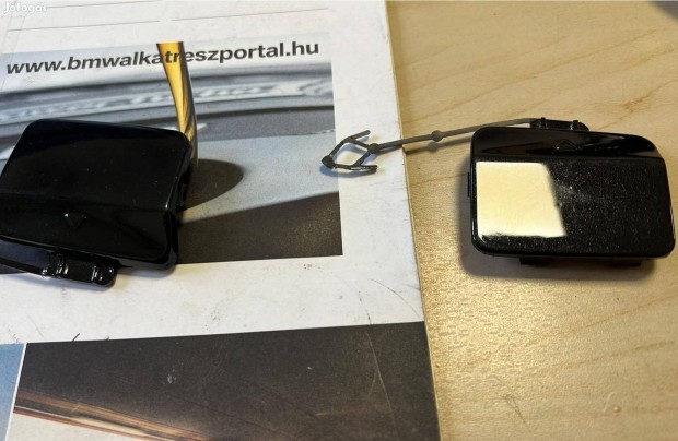 BMW E70 LCI vonószem takaró fedél