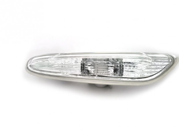 BMW E81 E82 E87 E88 E90 E91 E92 E93 E84 X1 fehér jobb első sárvédő in