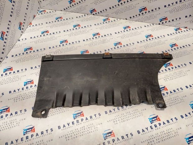 BMW E81 E82 E87 E88 gyári vonóhorog takaró ajtó ablak takaró - alsó