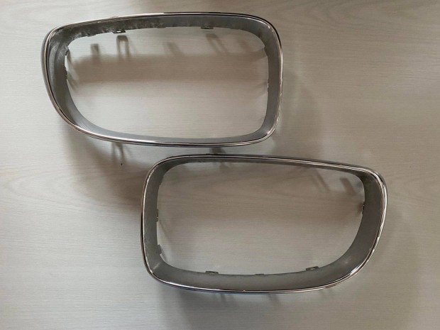 BMW E81 E82 E87 face E88 (1-es BMW) vese hűtőrács króm Keret