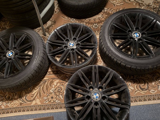 BMW E82, E87 1es M felnik fekete Style 207 M