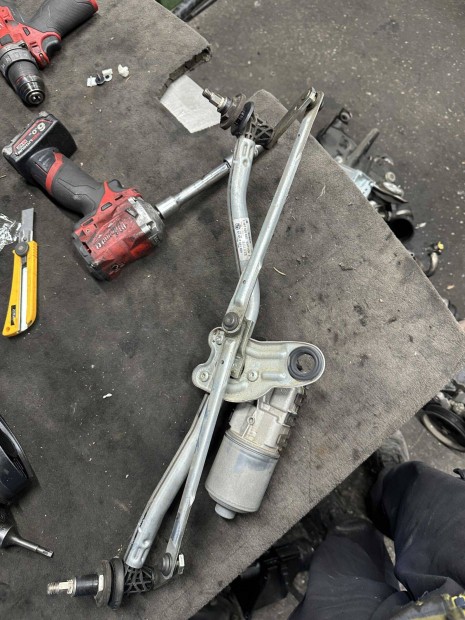 BMW E83 Ablaktrl motor