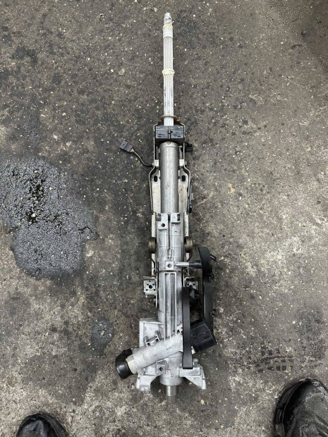 BMW E83 Kormnyoszlop