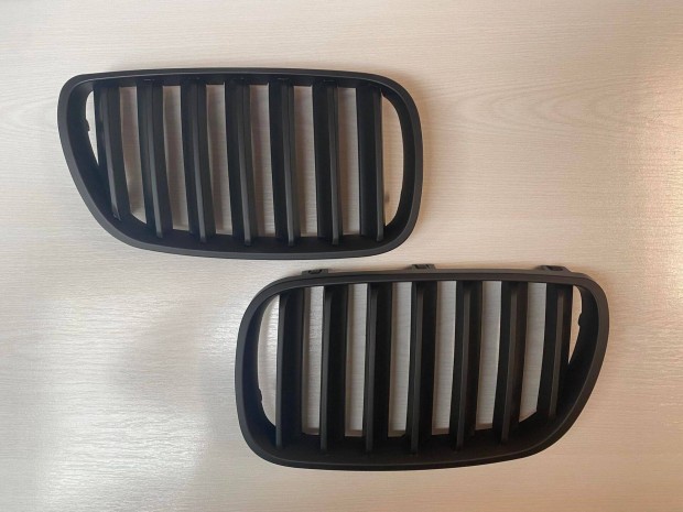BMW E83 LCI face ( x3 ) díszrács vese hűtőrács matt fekete