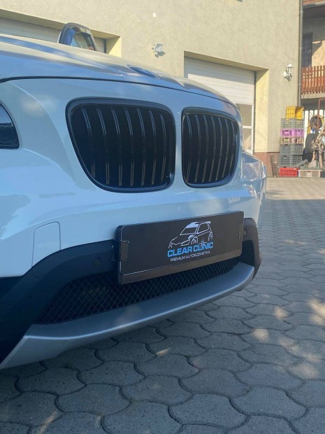 BMW E84 (X1 BMW) dszrcs / vese / htrcs fnyes fekete