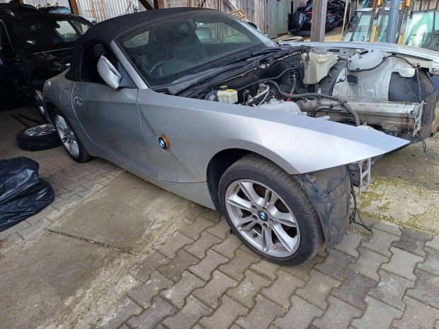 BMW E85 Z4 Karosszria 