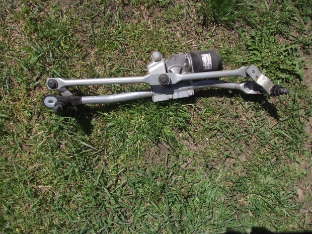 BMW E87 első ablaktörlő motor 1-es sorozat 2004-2011 6925706