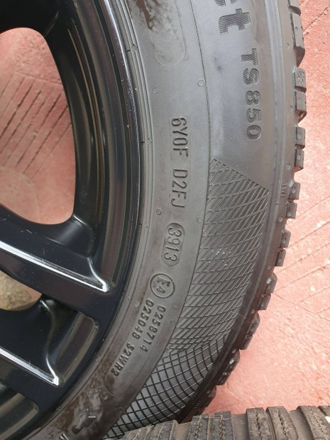 BMW E90 16" alufelni 5x120 tli 205/55 R16 H gumival