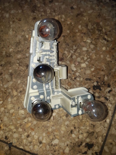 BMW E90 Bal Hátsó Lámpa Foglalat