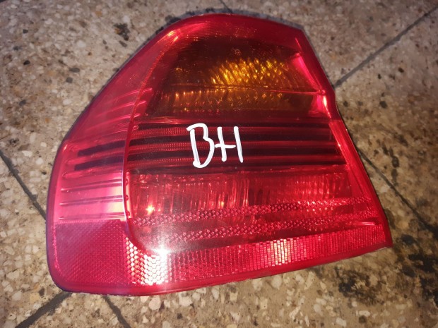 BMW E90 Bal Hátsó Lámpabúra