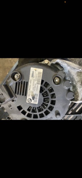 BMW E90 E60 E61 2543461 C genertor posta megoldhat