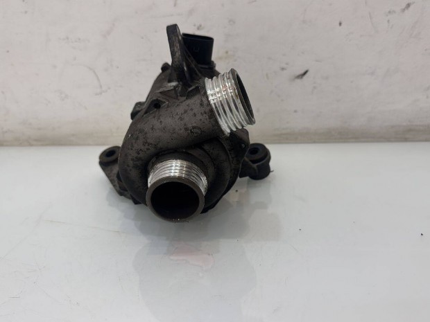 BMW E90 E91 E92 E93 320i 170le N43B20A v�zpumpa