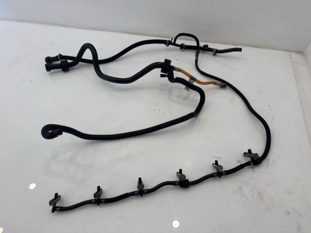 BMW E90 E91 E92 E93 335d 306D5 üzemanyag csövek