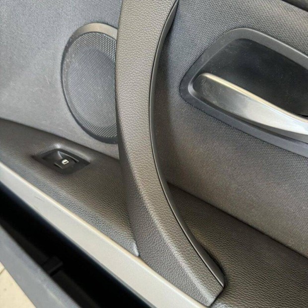 BMW E90 E91 E92 E93 ajtóbehúzó, kapaszkodó külső+belső rész fekete