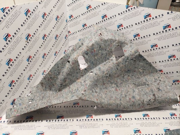 BMW E90 E91 E92 sz�rke jobb h�ts� ker�kj�rat csomagt�r csomagtart� k�