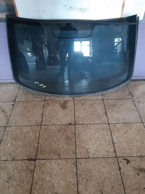 BMW E90 Hátsó Szélvédő