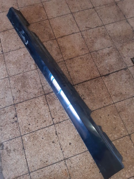 BMW E90 Jobb Küszöb Burkolat