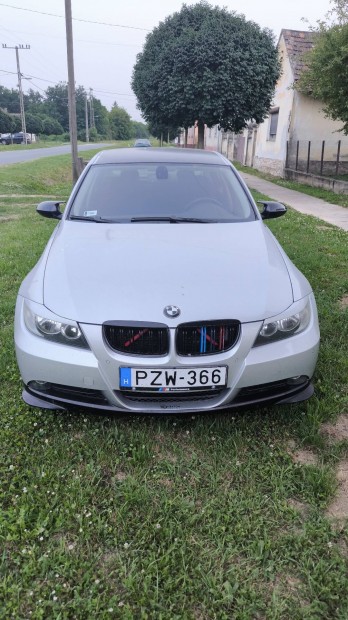 BMW E90 fnyszr lmpa 