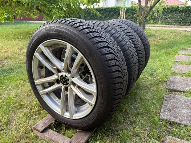BMW E90 kerékszett Good Year 205/55 R16 gumikkal
