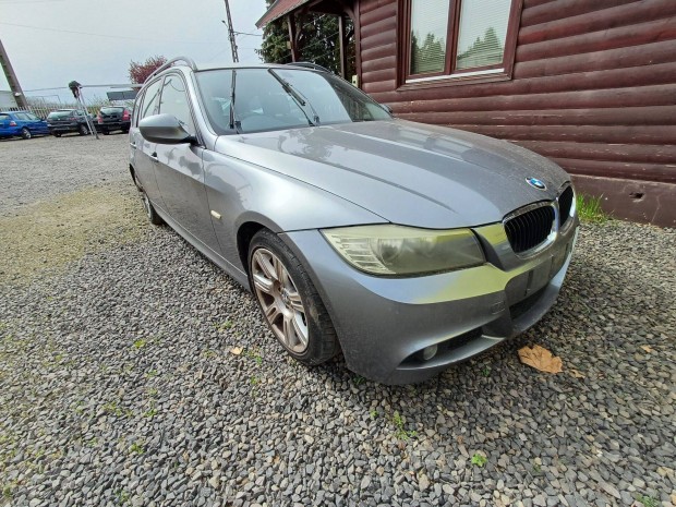 BMW E91 LCI Facelift karosszria elemek 2010