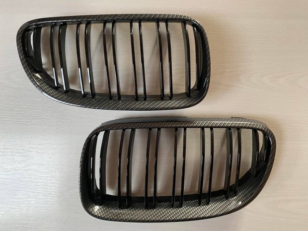 BMW E92 E93 face (3-as coupe/cab/M3) vese hűtőrács dupla pálcás Karbon