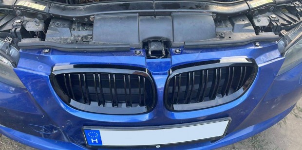 BMW E92 E93 preface (3-as coupe/cab/M3) vese lakk fekete dupla pálcás