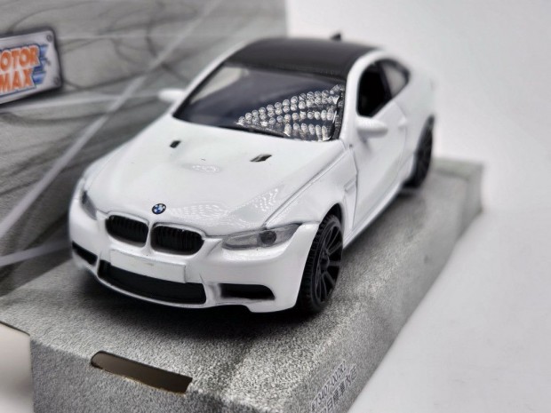 BMW E92 M3 - fehér - Motormax - 1:43