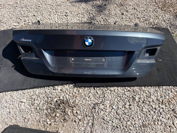 BMW E92 csomagtr ajt
