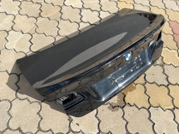 BMW E92 csomagtér ajtó