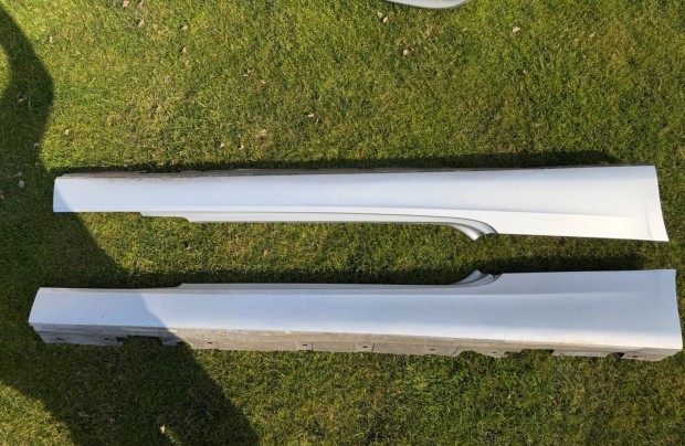 BMW E92 gy�ri k�sz�b szett (bal + jobb)